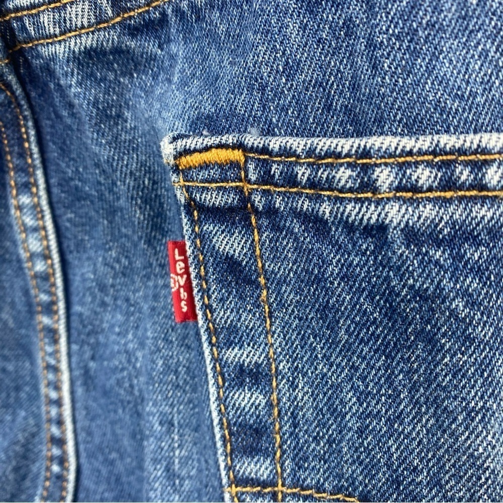 LEVI'S 505 Regular Fit Denim Jeans 40 x 34 Zip Fly Medium to Dark Wash Mens 2018 - Picture 6 of 8